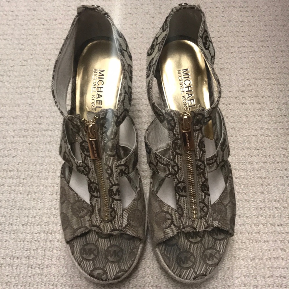 Michael kors wedges